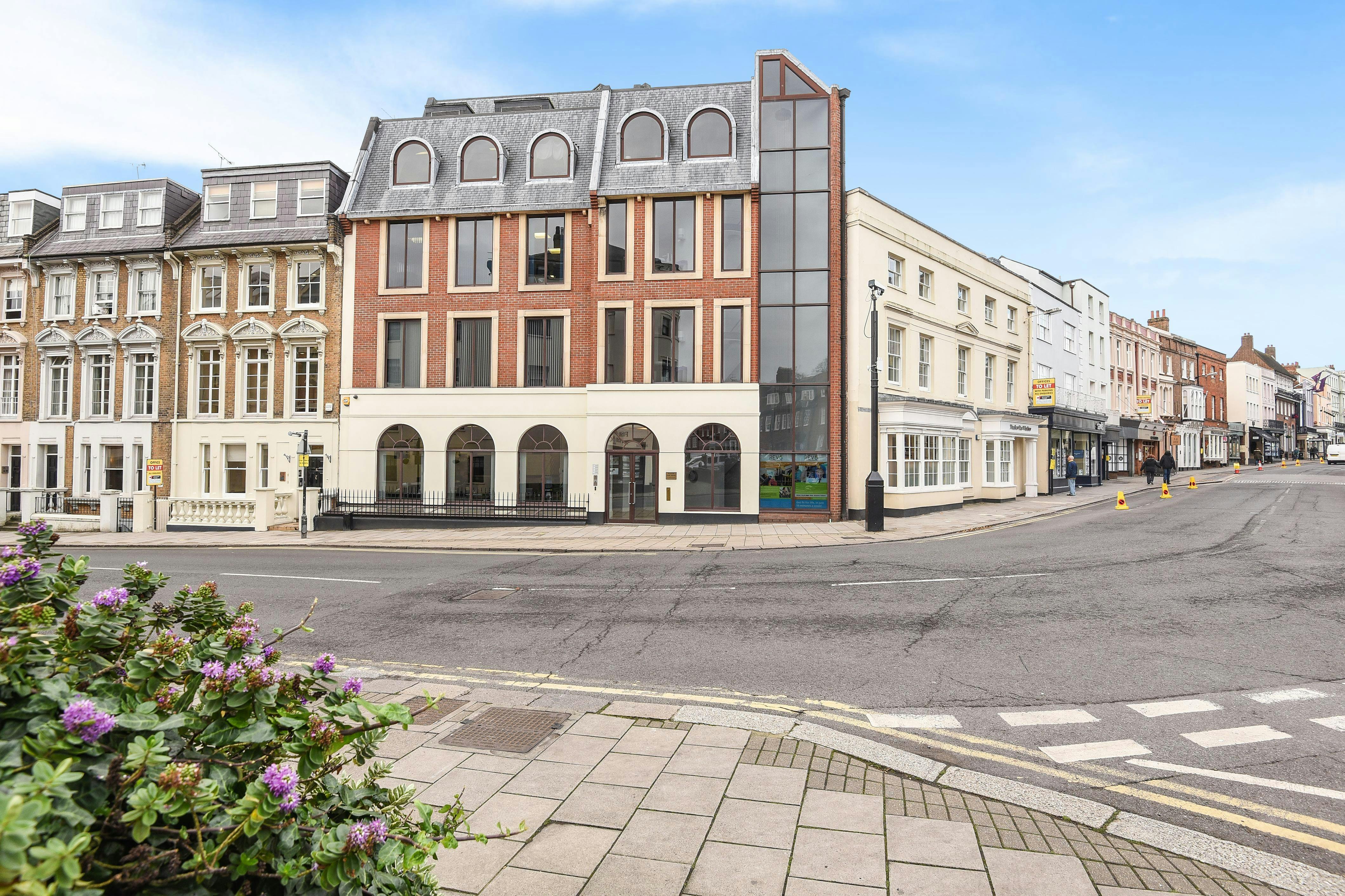 Windsor Park House, Windsor, Office To Let / For Sale - Park Street Sheet Street High Street Windsor.jpg