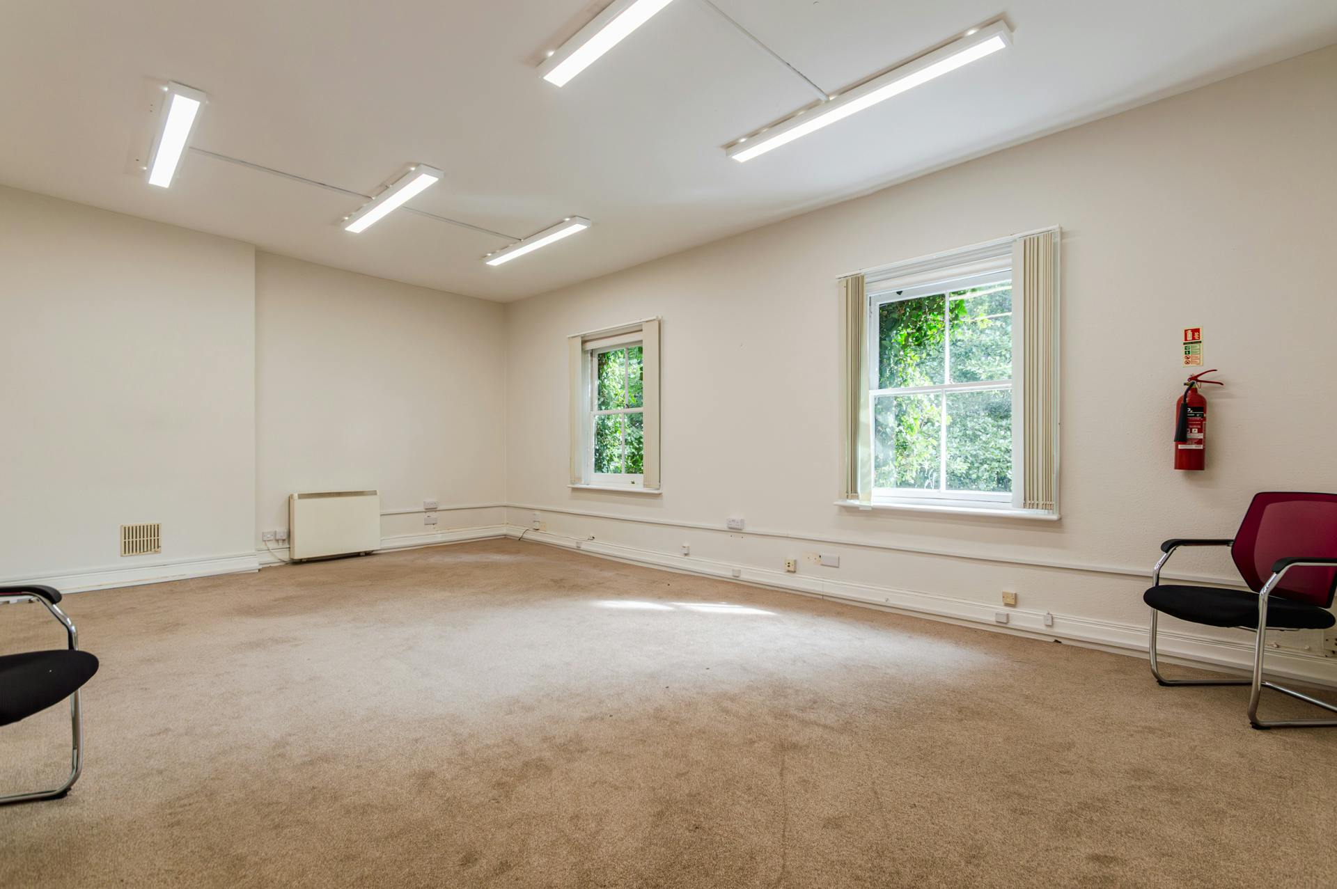 Office in Wimborne - photo 4