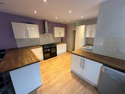 108 Station Road, London, Residential For Sale - IMG20250702WA0059.jpg
