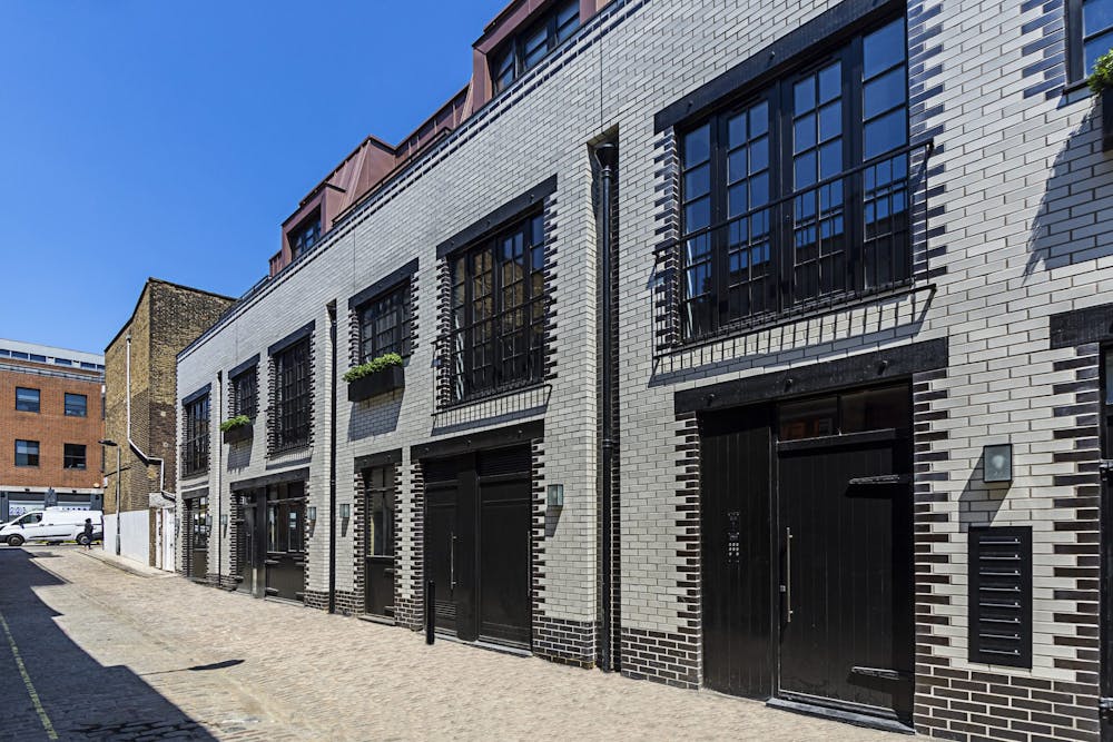 1-6 Pratt Mews, Camden, Office To Let - 716PrattMews021EDIT.jpg