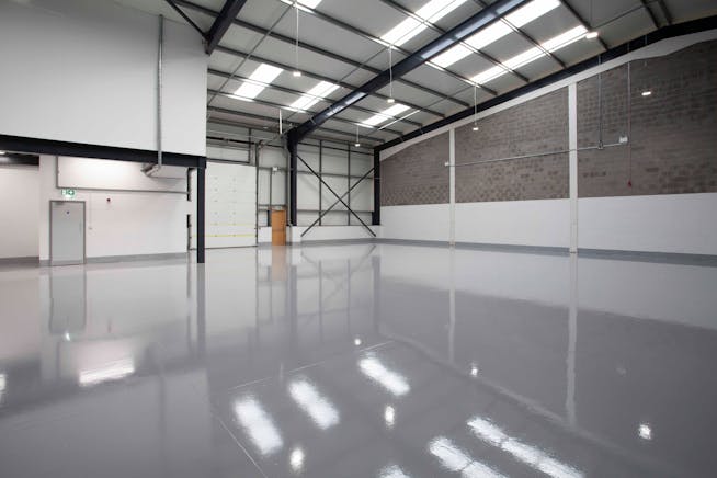 Unit 7, Oaktree Business Centre, South Marston Park, Swindon, Industrial To Let - 7 Oaktree_2305.jpg