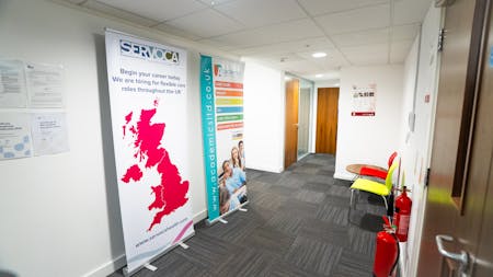 St. Andrews House, The Headrow, Leeds, Office To Let - DSC00188.jpg