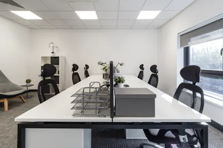 Pure Offices - Turnberry Park Road, Leeds, Serviced Office To Let - Turnberry-006.jpg