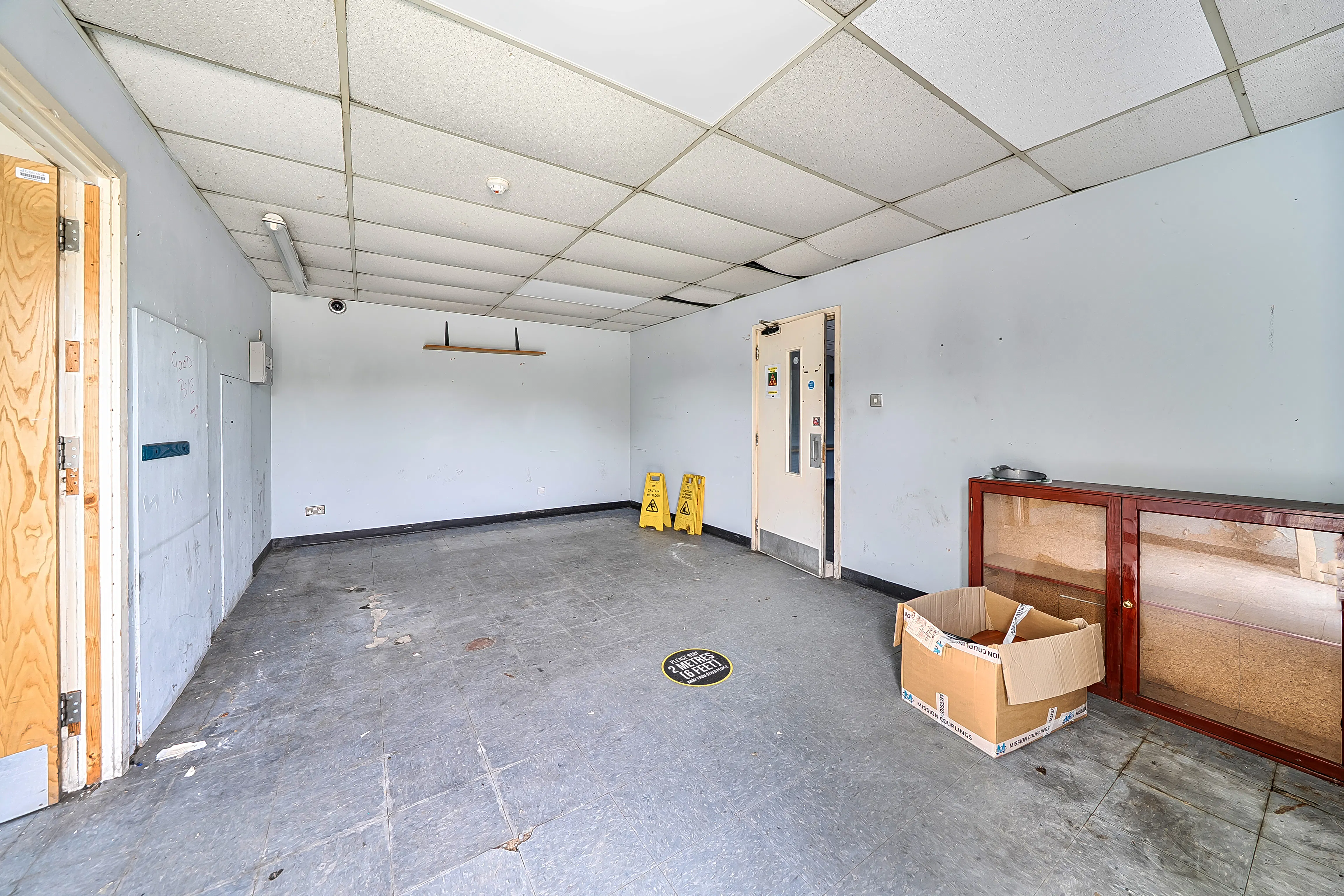 12 Smeaton Close, Aylesbury, Industrial To Let - 1509088 (11).jpg