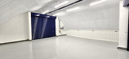 Arches 81-82, Rosebank Road, London, Industrial To Let - 20260502_135215 - Edited.jpg