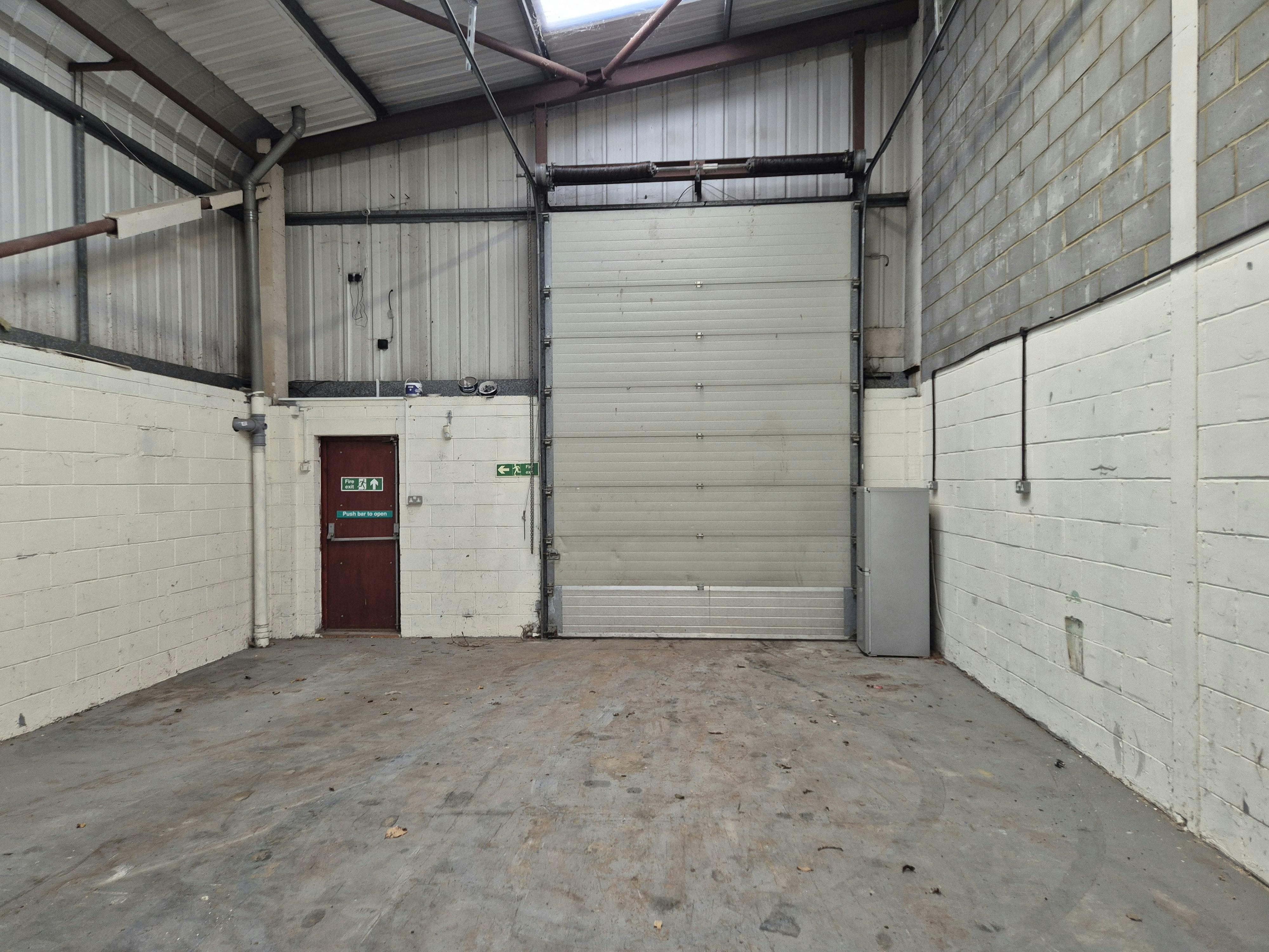 Industrial Unit in Maidstone - photo 2