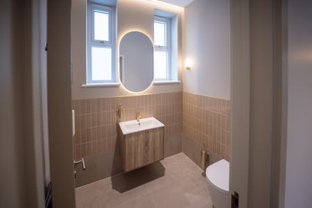 20-22 Mortimer Street (2nd Floor), London, Office To Let - IMG_0461.jpg