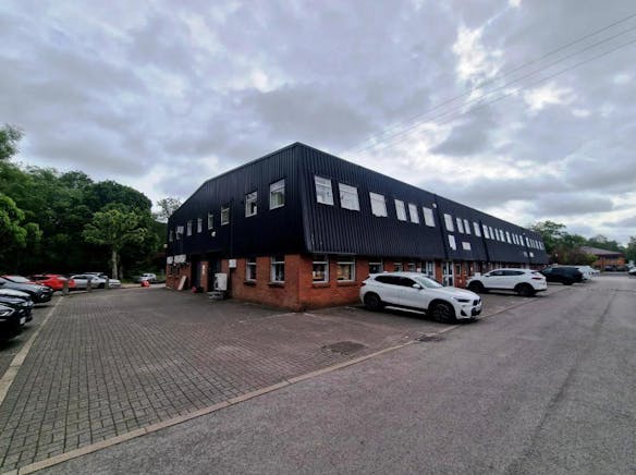 8 Minerva House, Aldermaston, Industrial To Let / For Sale - 20260521_092601.jpg