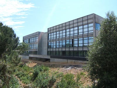 Office No Estoril, Rua dos Ciprestes - Alto dos Gaios 48, Cascais, Office To Let - Piso 1